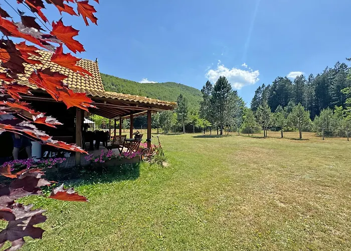 Chalet Woodhouse Xirolívadon